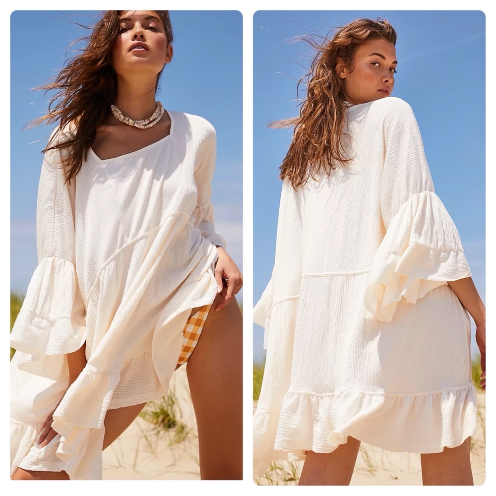 Free People El Mar oversized Ivory Ruffled Mini Sundress